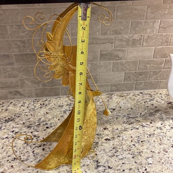 Golden Angel - Picture 8 of 9